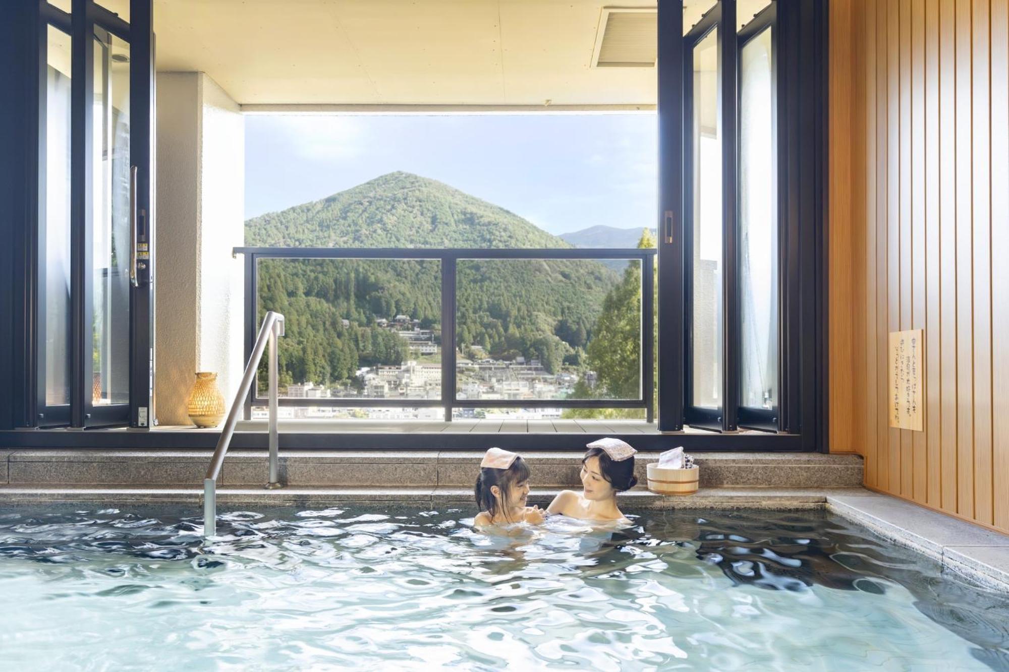 Ooedo Onsen Monogatari Premium Gero Honkan Екстер'єр фото